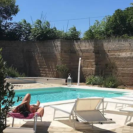 Tenuta Cardinale Frühstückspension Manduria